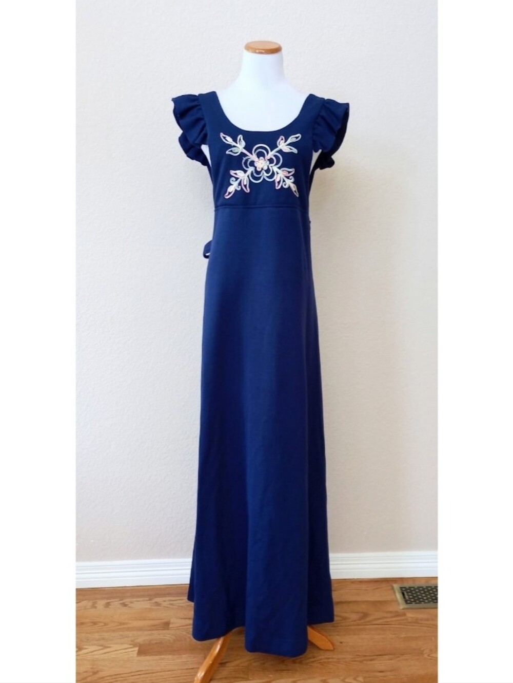 Lane Bryant vintage 1970s navy blue embroidered floral bodice maxi jumper dress